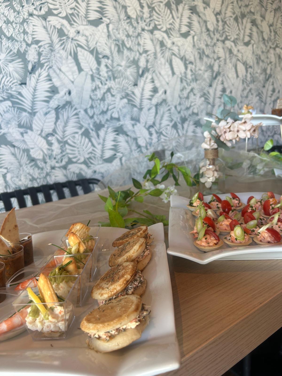 Buffet traiteur dressé pour une privatisation chez B Brasserie