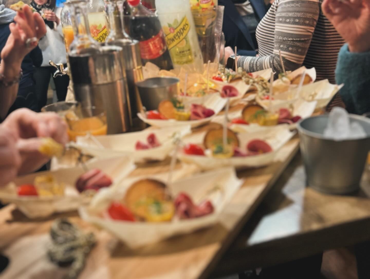 Verrines d'olives marinées pour un buffet privatisation